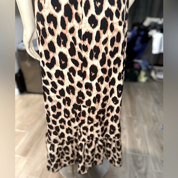 Sleeveless Backless Halter Maxi Dress - Leopard Print apricot size Large - Picture 9 of 9